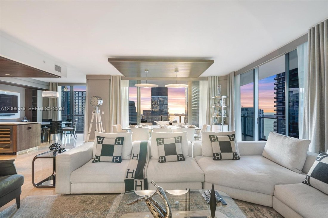 Condo in Miami, Florida, United States 3 - 17802248