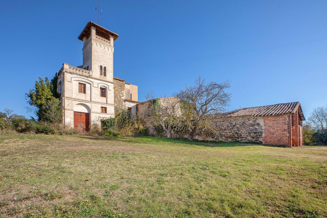 Country House in Llambilles, Catalonia, Spain 2 - 16987513
