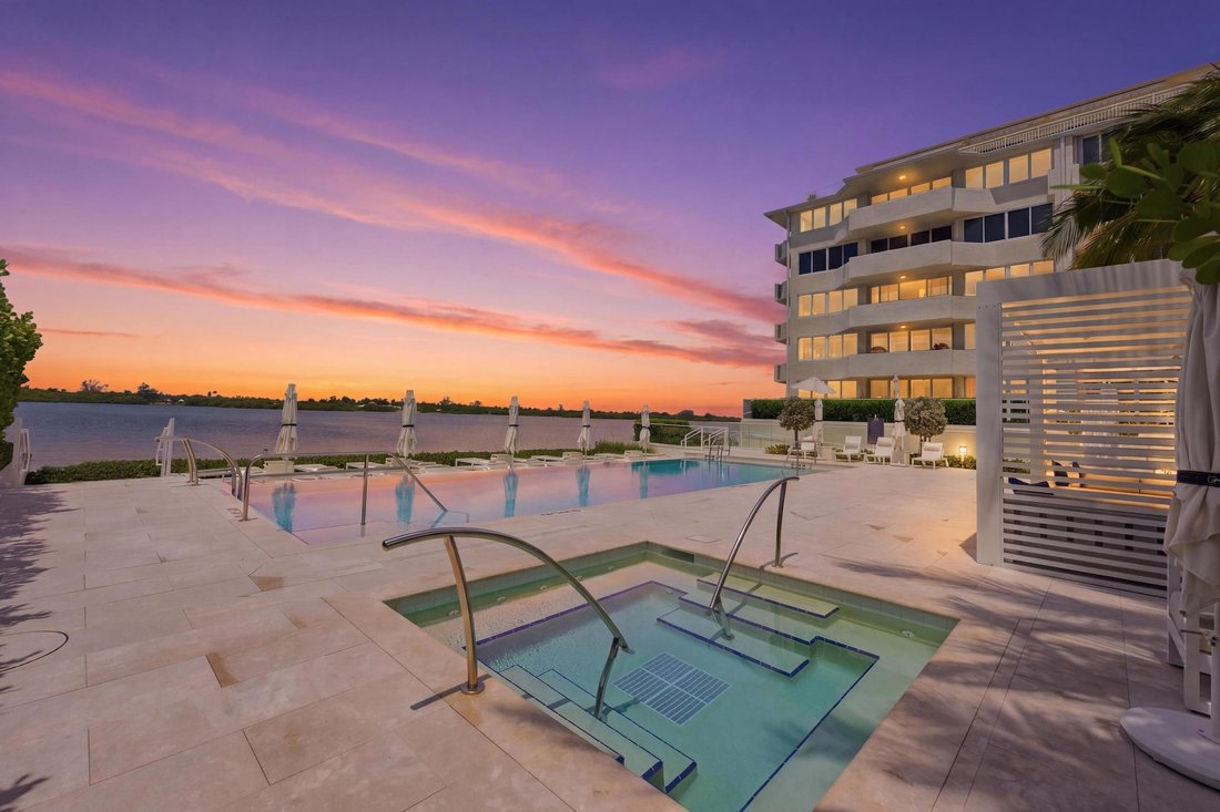 Condo in Palm Beach, Florida, United States 4 - 17802130