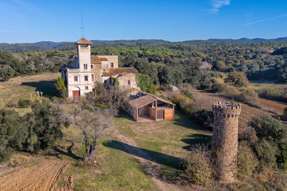 Country House in Llambilles, Catalonia, Spain 1 - 16987513