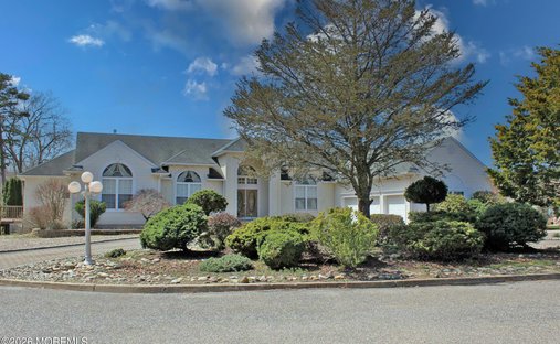 House in Ocean Township, New Jersey, United States 1