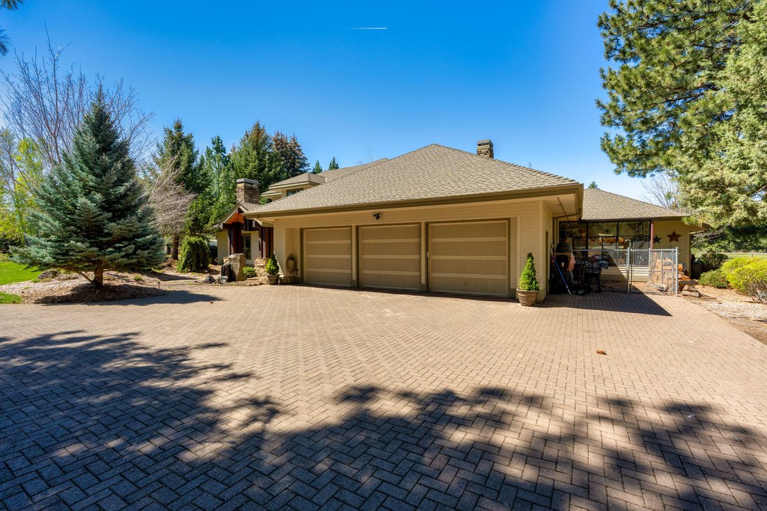 House in Bend, Oregon, United States 4 - 17802179