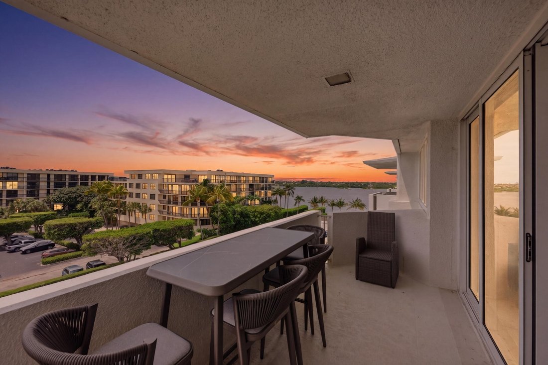 Condo in Palm Beach, Florida, United States 3 - 17802130