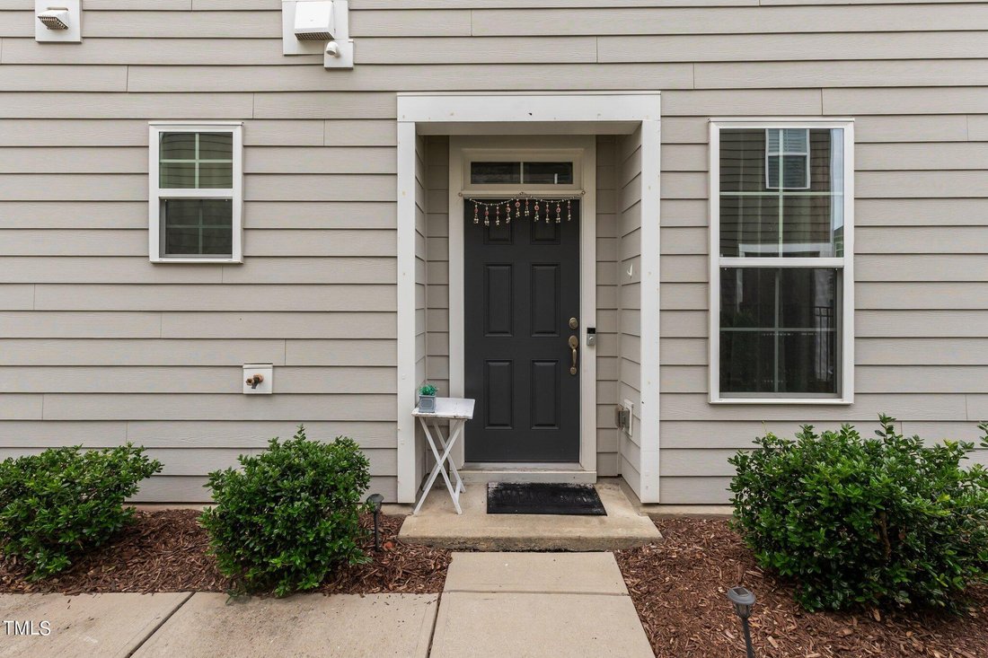 Townhouse in Apex, North Carolina, United States 4 - 17802340