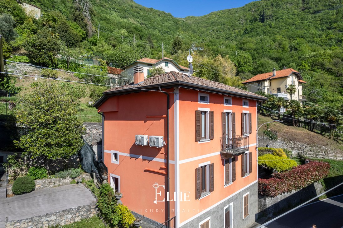 Villa in Perledo, Lombardy, Italy 1 - 17754821