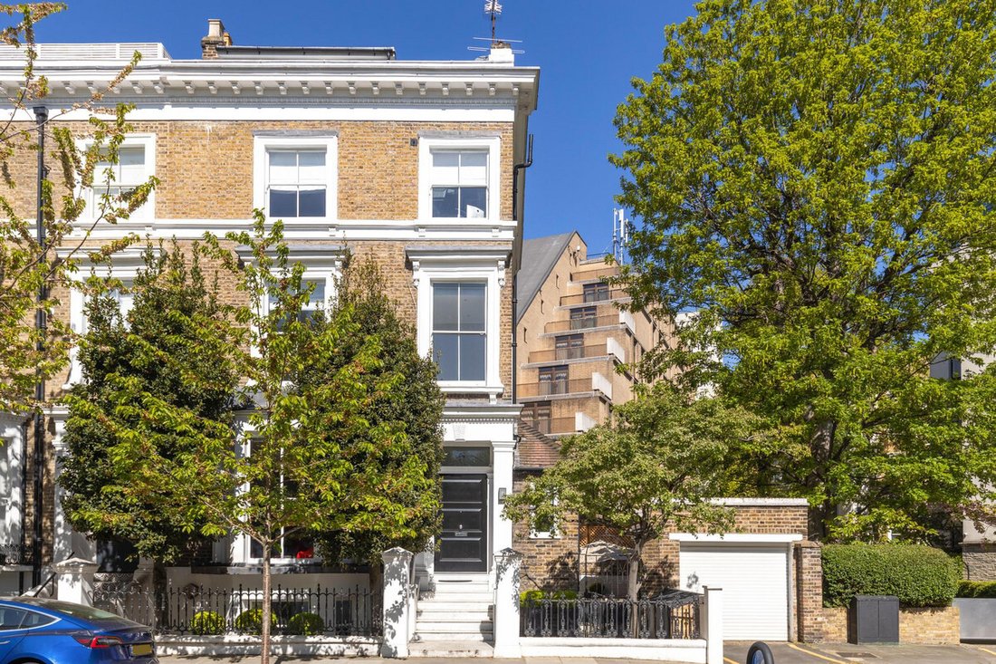 House in Holland Park, Kensington And Chelsea, England 1 - 17803110