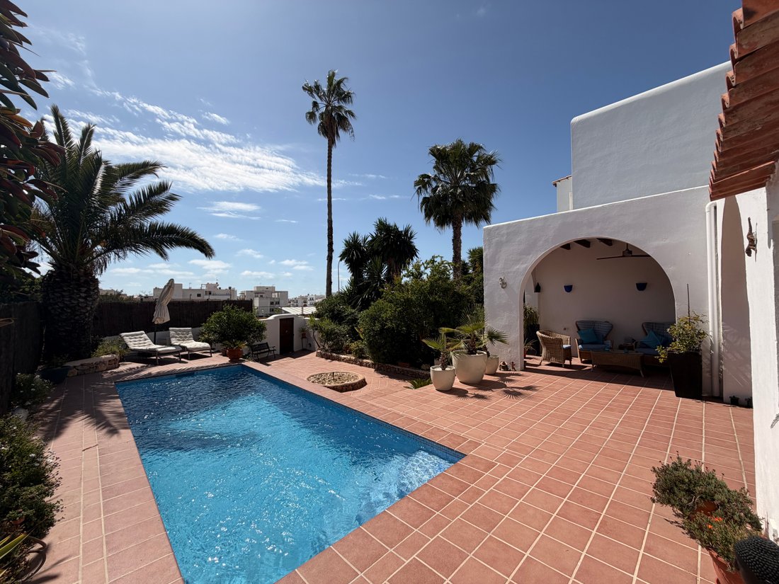 Villa in Santa Eularia des Riu, Balearic Islands, Spain 3 - 17803095