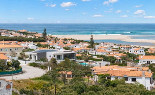 Villa in Vau, Leiria District, Portugal 1