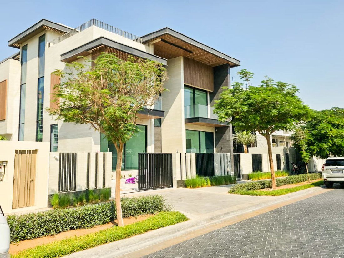 Villa in Hadaeq Sheikh Mohammed Bin Rashid, Dubai, United Arab Emirates 2 - 17803513