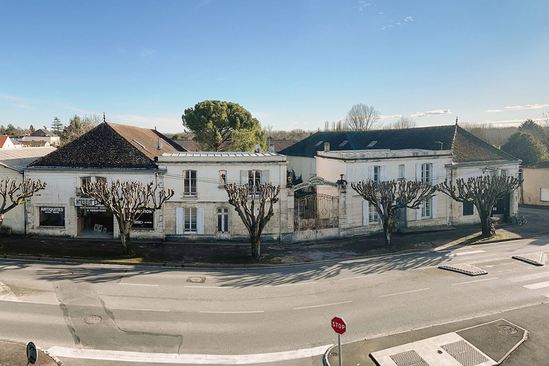 Apartment in Centre Ville, Saint-Jean-d'Angély, France 2 - 17803472