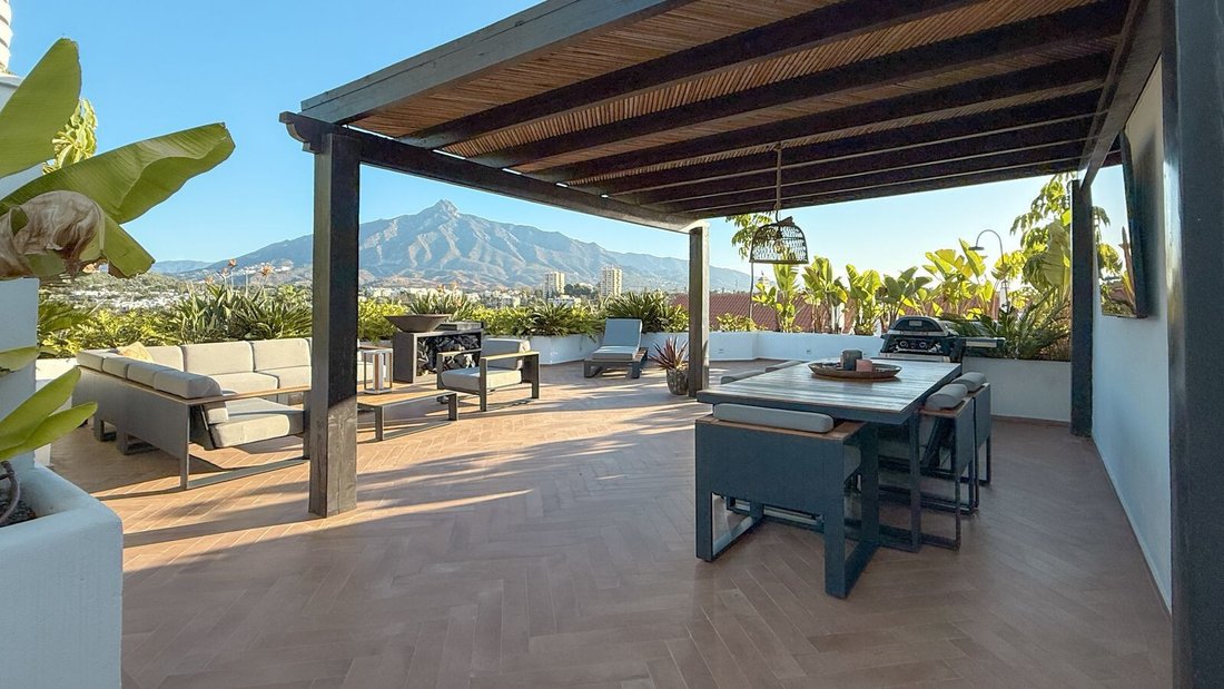 Penthouse in Nueva Andalucia, Marbella, Spain 1 - 17803312