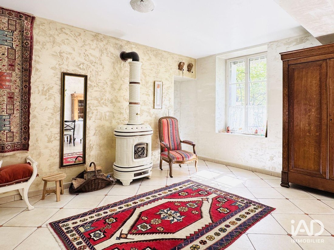 House in Compiegne, Hauts-de-France, France 2 - 17808079