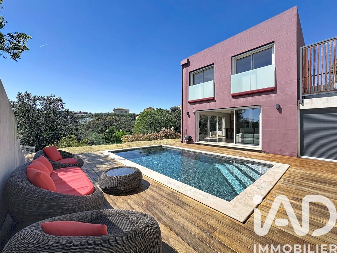 House in Nice, Provence-Alpes-Côte d'Azur, France 1 - 17808067