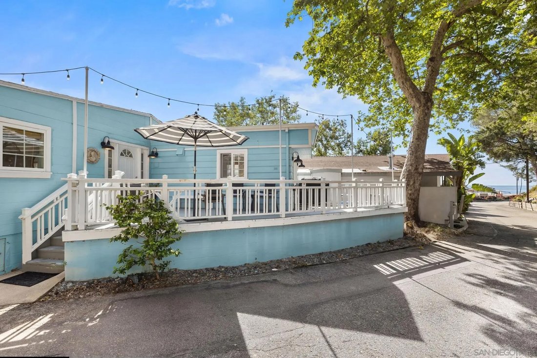 Malibu, California, United States 1 - 17802841