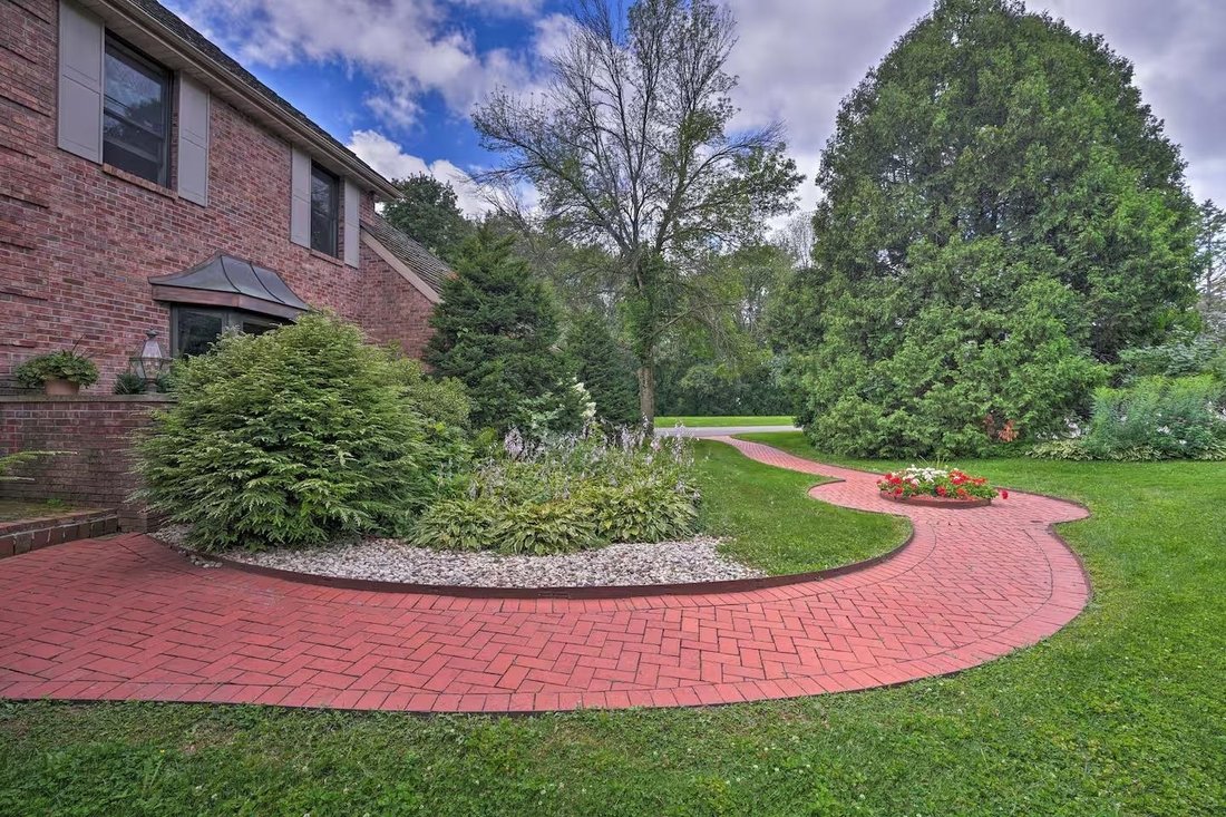 House in Fitchburg, Wisconsin, United States 2 - 17803340