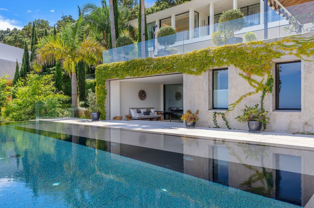 Villa in Marbella, Andalusia, Spain 2 - 17803132