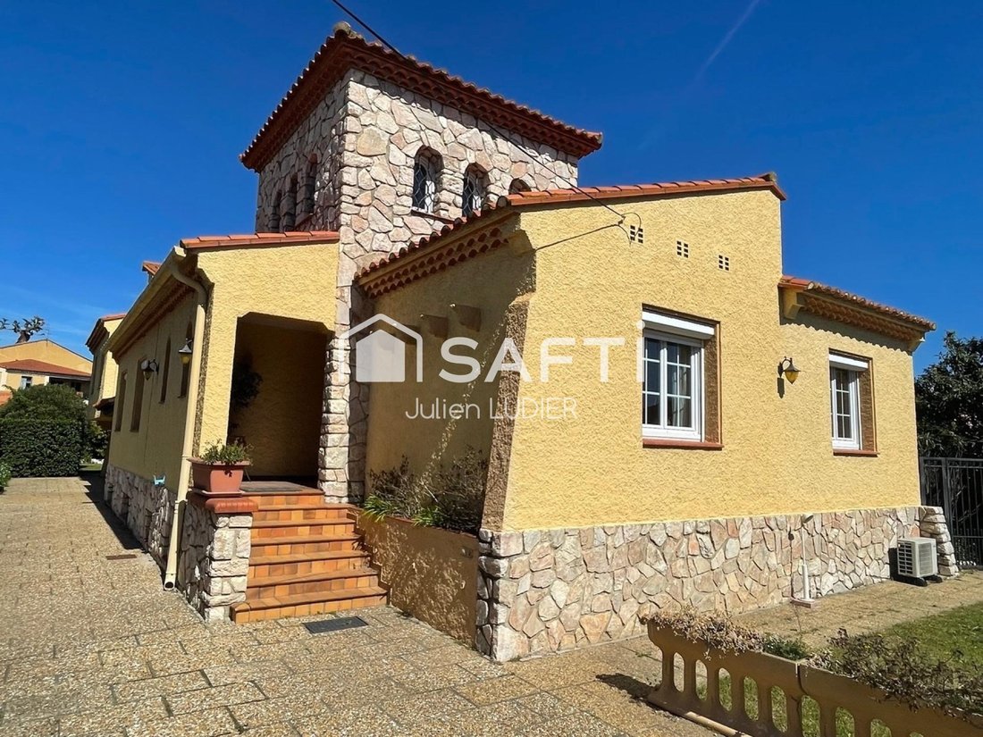 House in Centre Ville, Elne, France 2 - 17804402
