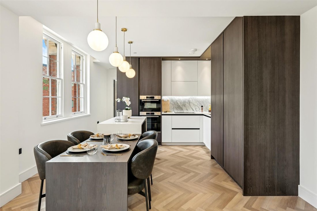 Apartment in Borough, Southwark, England 2 - 17803109