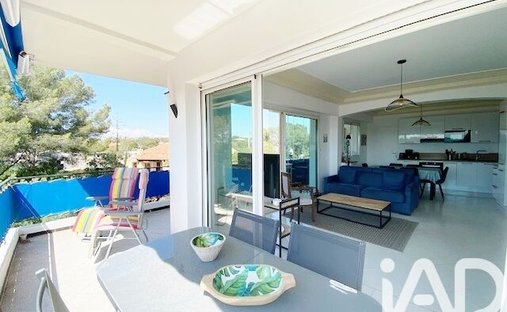 Apartamento en Les Plaines-Les Tasses, Saint-Raphaël, Francia 1