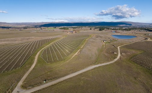 Land in Alexandra, Otago, New Zealand 1