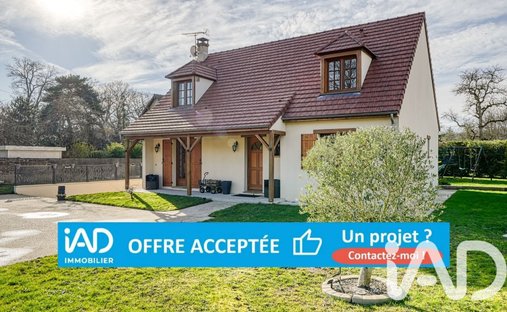 House in Nord et Ouest, Triel-sur-Seine, France 1
