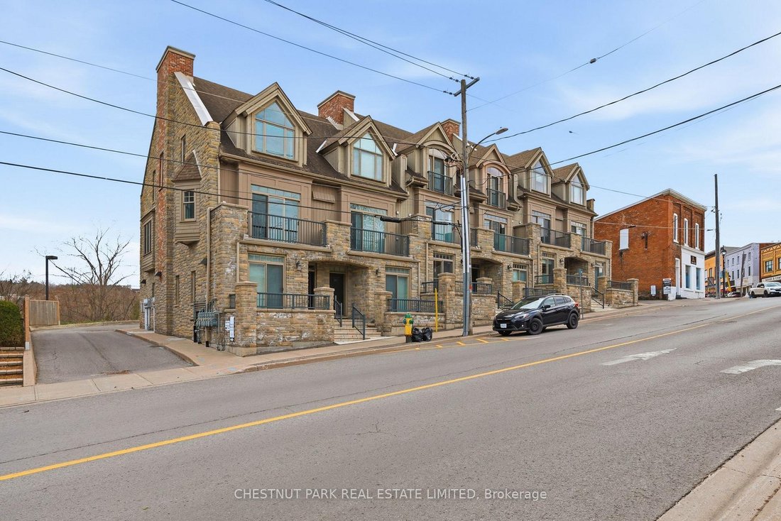 Condo in Picton, Ontario, Canada 3 - 17803286