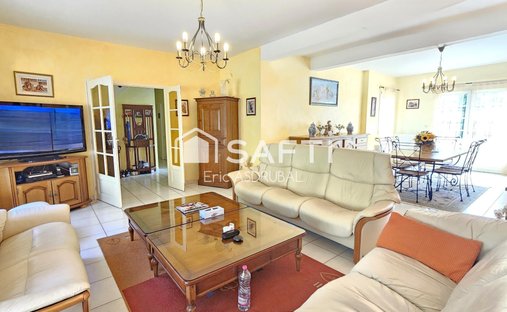 Exclusivity In Its Purest Form!! Overlooking A Private Valley, This 17 Th Century Manor Offers Total