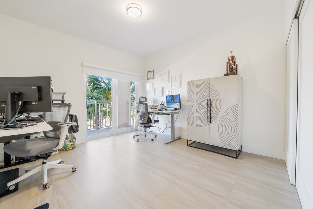 Condo in Coral Gables, Florida, United States 3 - 17802908