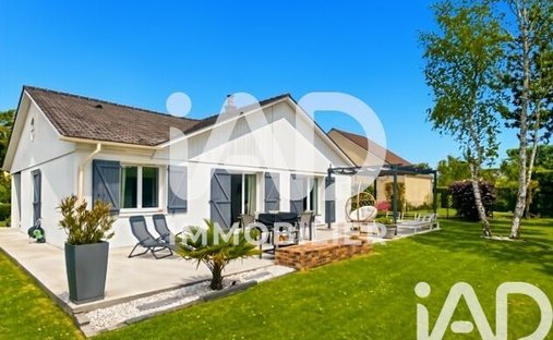 House in La Butte du Berger, Marolles-en-Brie, France 1