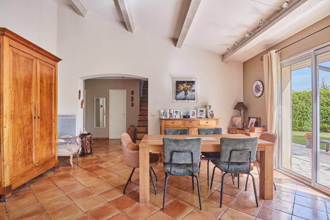 House in Centre Ancien-Cros-Lotins, Éguilles, France 5 - 17802605