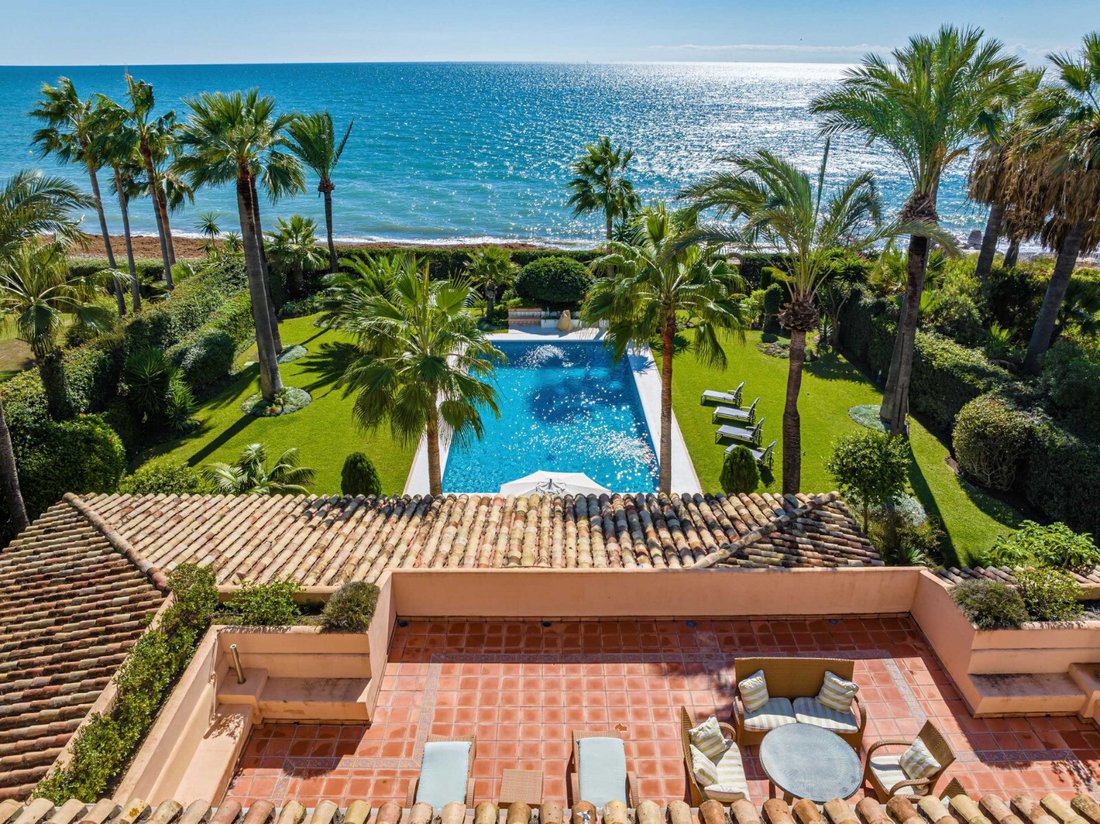 Villa in Marbella, Andalusia, Spain 1 - 17803217
