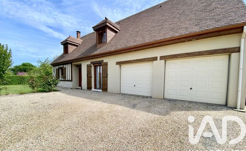 House in La Riviere-Saint-Sauveur, Normandy, France 1