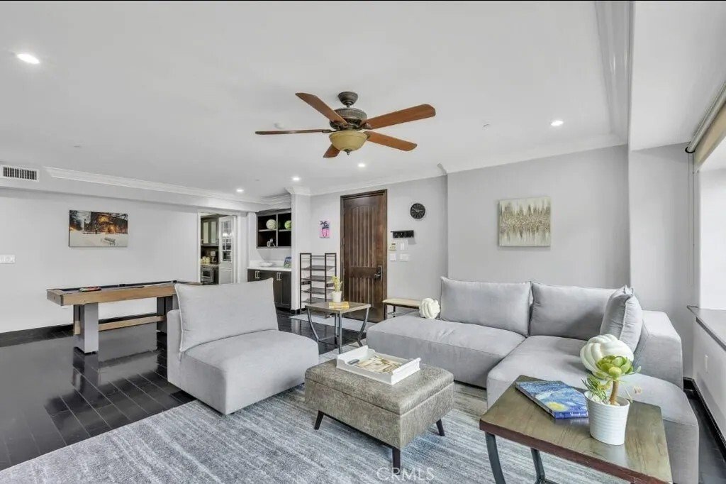 Condo in Altadena, California, United States 2 - 17540062
