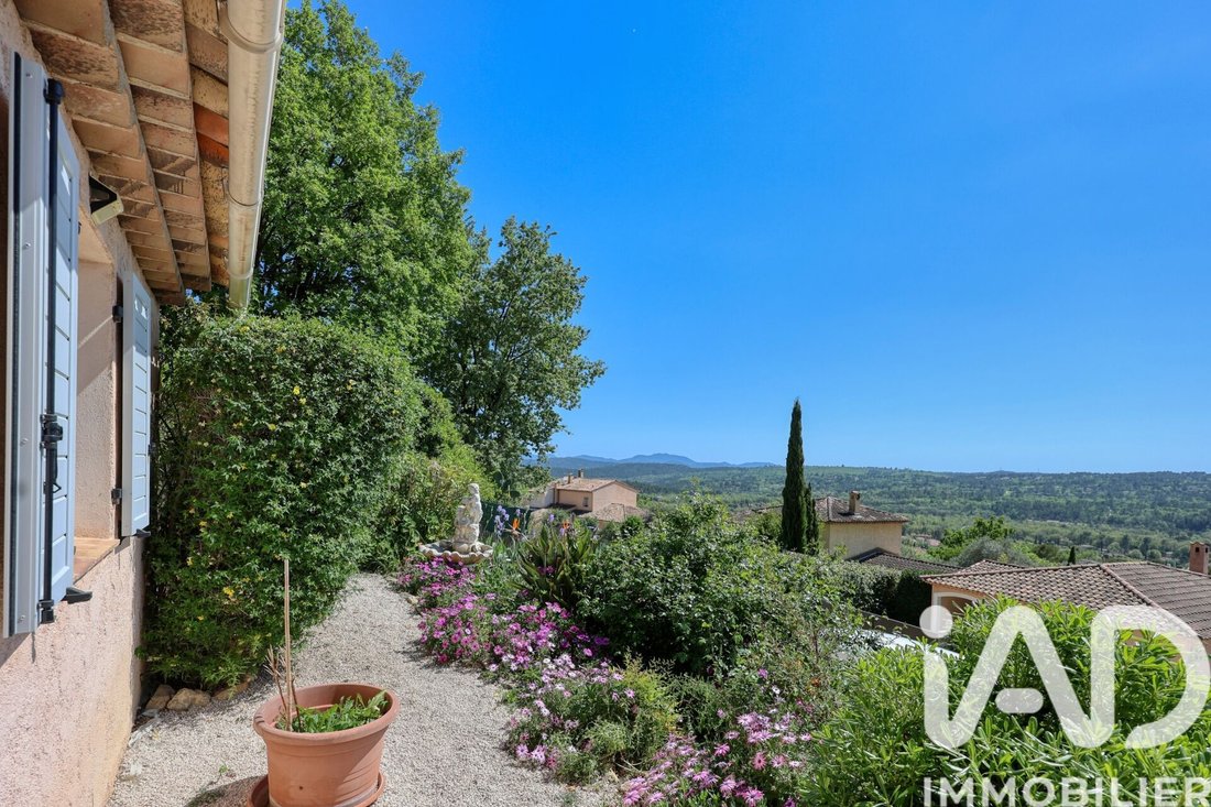 House in Tourrettes, Provence-Alpes-Côte d'Azur, France 2 - 17808137