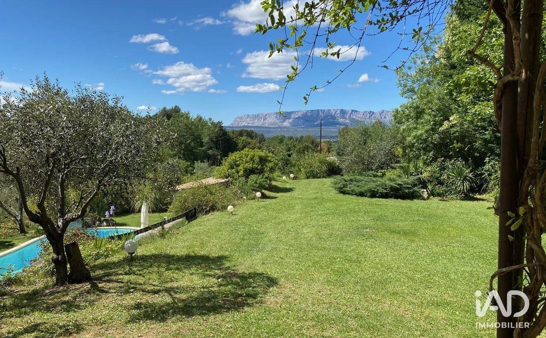 House in Trets, Provence-Alpes-Côte d'Azur, France 2 - 17716625