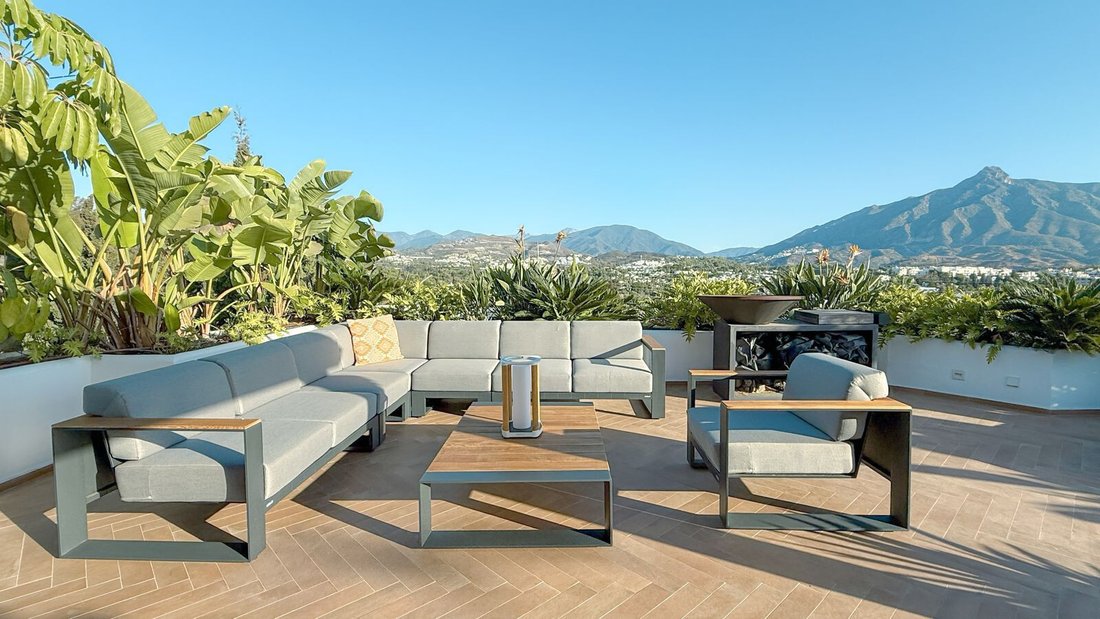Penthouse in Nueva Andalucia, Marbella, Spain 5 - 17803312