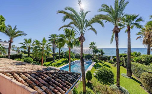 Villa a Estepona, Andalusia, Spagna 1