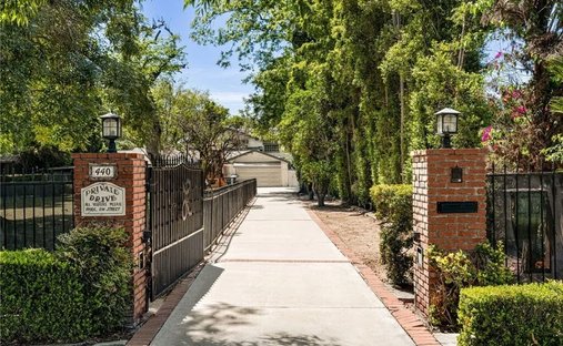 House in Tustin, California, United States 1