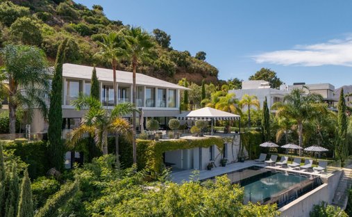 Villa in Marbella, Andalusia, Spain 1