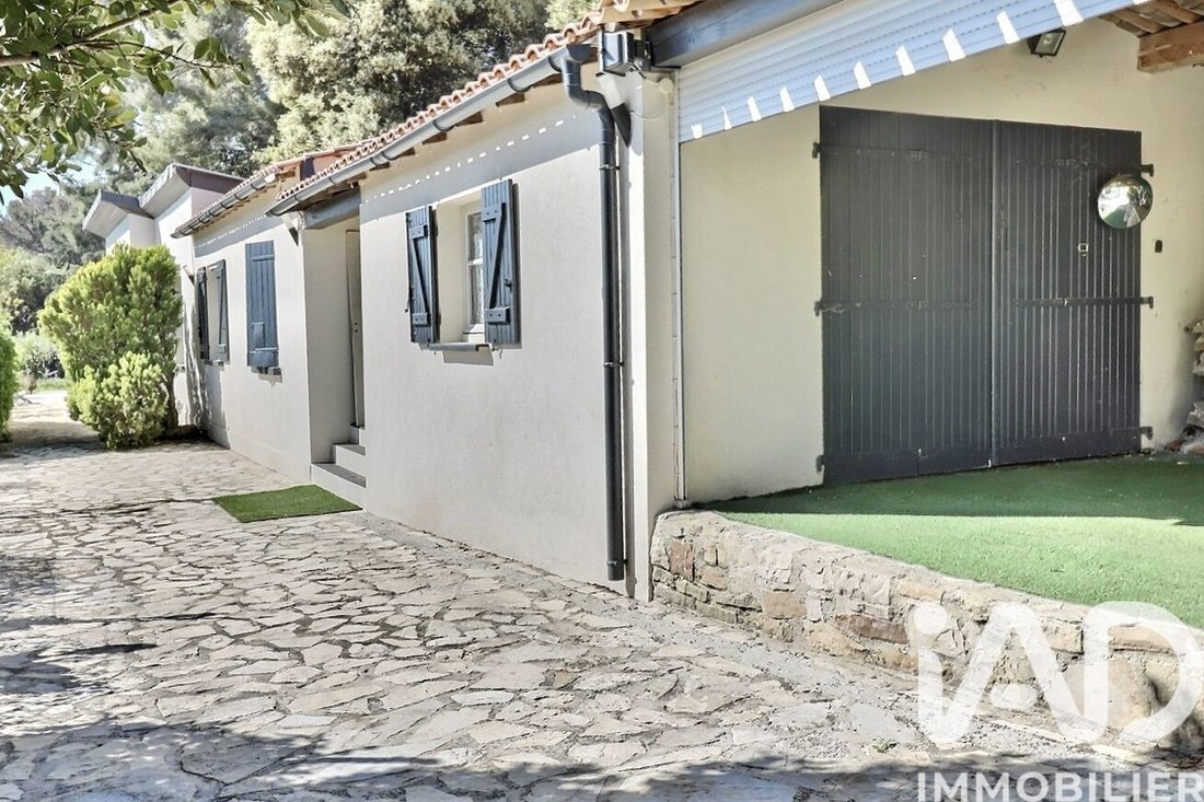 House in Ceyreste, Provence-Alpes-Côte d'Azur, France 1 - 17807872