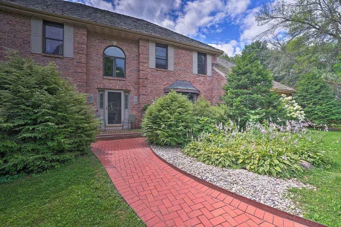 House in Fitchburg, Wisconsin, United States 3 - 17803340