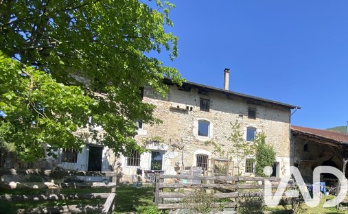 House in Izeron, Auvergne-Rhône-Alpes, France 1