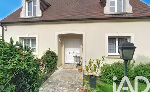 House in Les Coteaux, Bry-sur-Marne, France 1