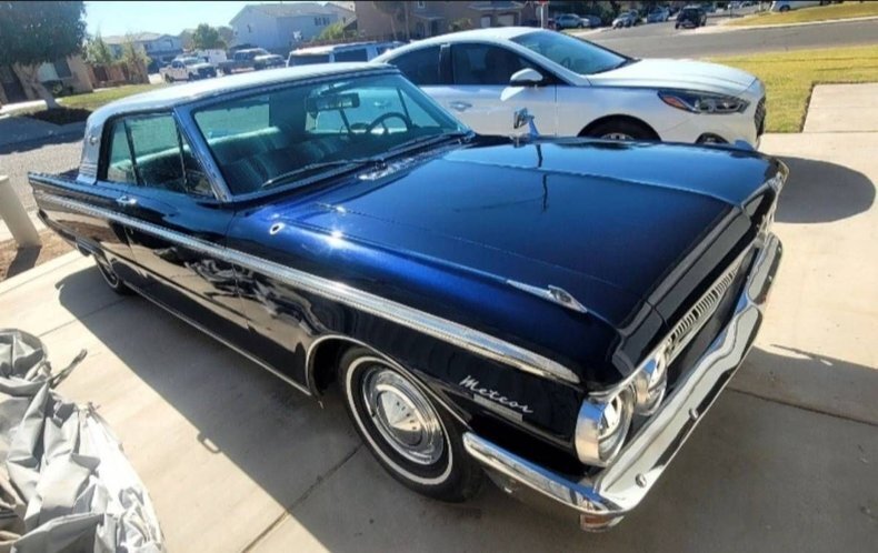 Coupe in Glendale, United States 1 - 17802997