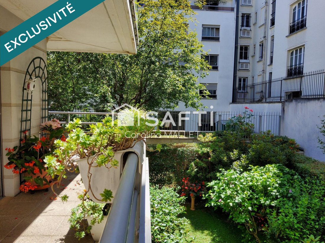 Apartment in Saint Lambert, Paris 15e Arrondissement, Paris 4 - 17804386