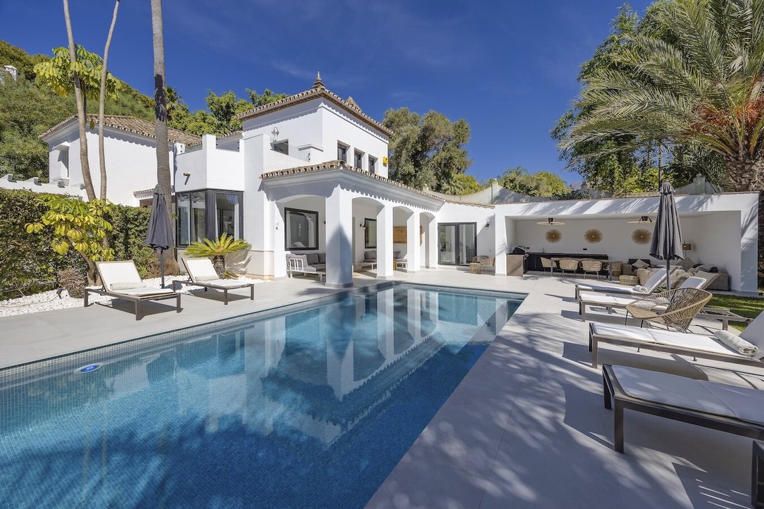 Villa in Benahavis, Andalusia, Spain 1 - 17803193