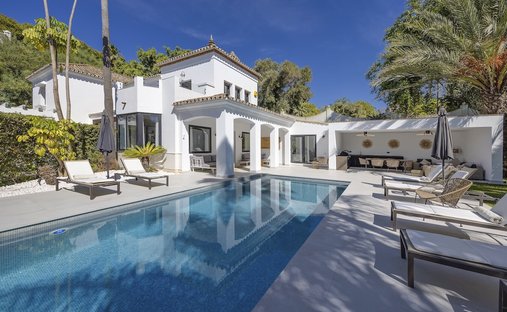 Villa in Benahavis, Andalusia, Spain 1