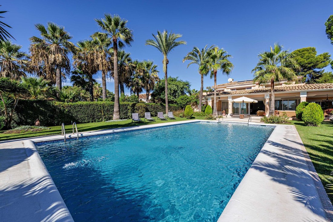 Villa in Estepona, Andalusia, Spain 5 - 17803207
