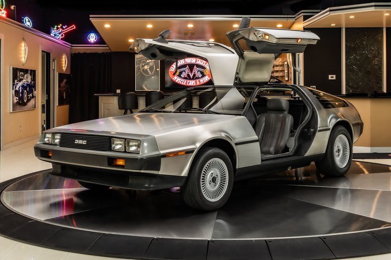 Delorean! 4 299 Original Miles  1 Owner  2.85L V6  5-Speed Manual  Clean History in Plymouth, United States 2 - 17802971