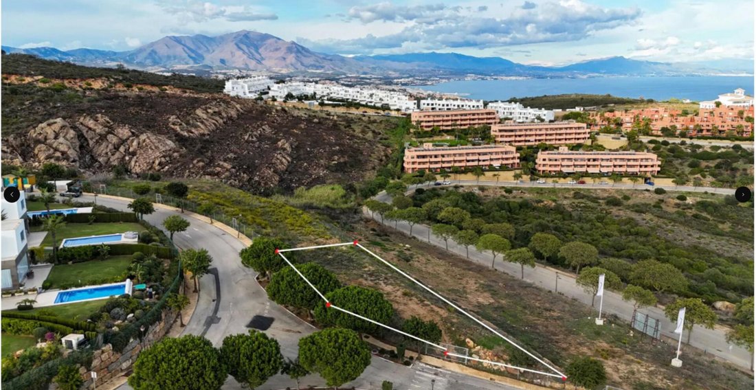 Land in Manilva, Andalusia, Spain 2 - 17676535